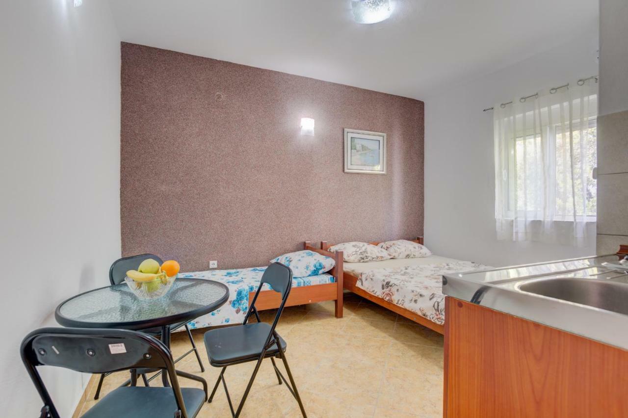 Studios Nikezic Utjeha Zimmer foto